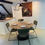 Holiday home Heuvellandvakantiehuis All-in Prijs